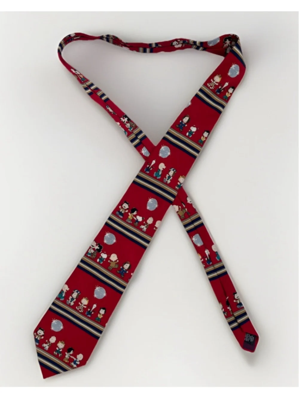 Vintage Peanuts Snoopy Charlie Brown Red Silk Novelty Neck Tie Cartoon